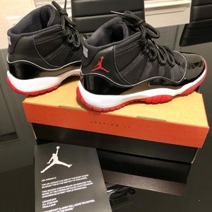 2019 Jordan Bred 11’s Big Kids (Boys) size 7